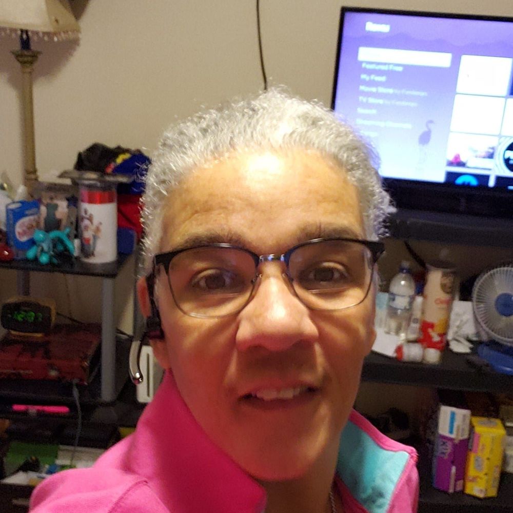 Meet your Posher, Joanie